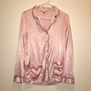 VICTORIAS SECRET SILKY PJ SET